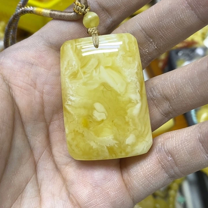 裸石蜜蜡未镶嵌吊坠