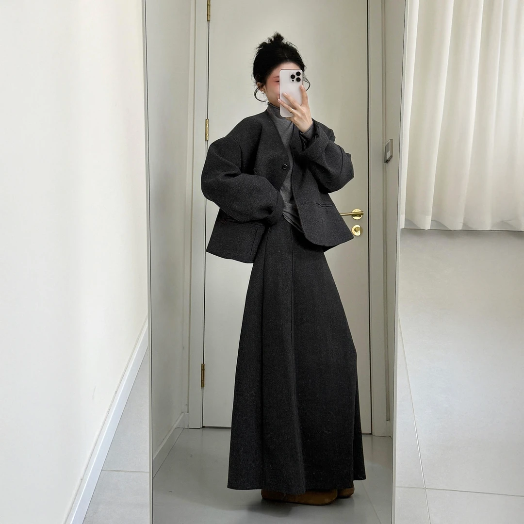 2025秋冬新款韩系穿搭高级感打底衫毛呢外套搭配半身裙气质三件套