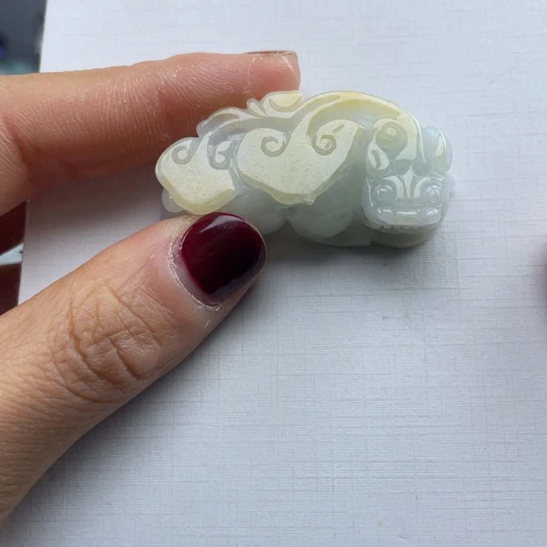 翡翠未镶嵌颈饰貔貅微瑕介意勿拍不退不换