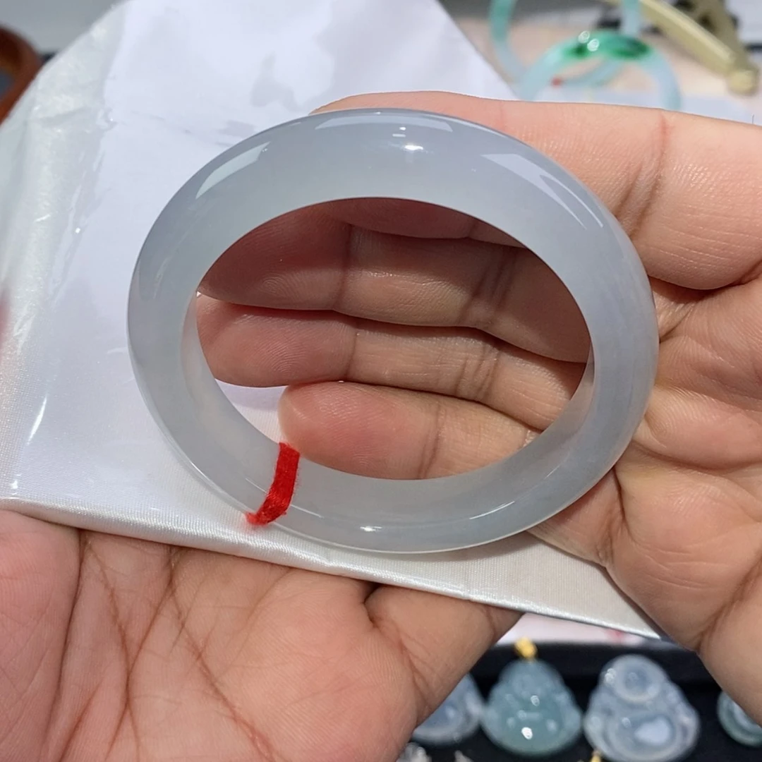 【闪购商品】未镶嵌手镯翡翠