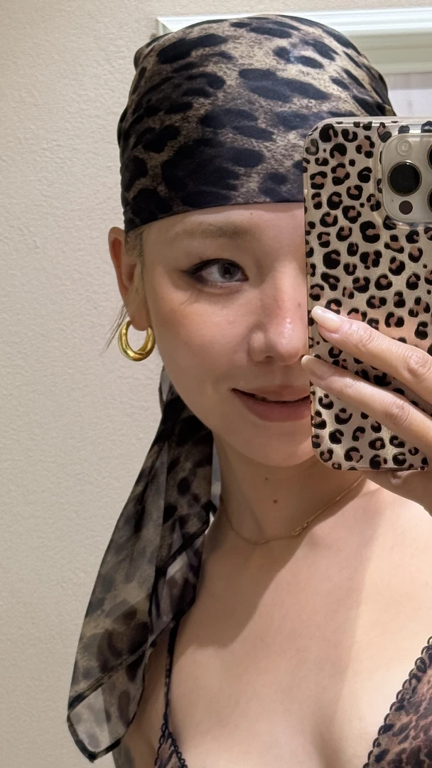 时髦豹纹丝巾25038-1