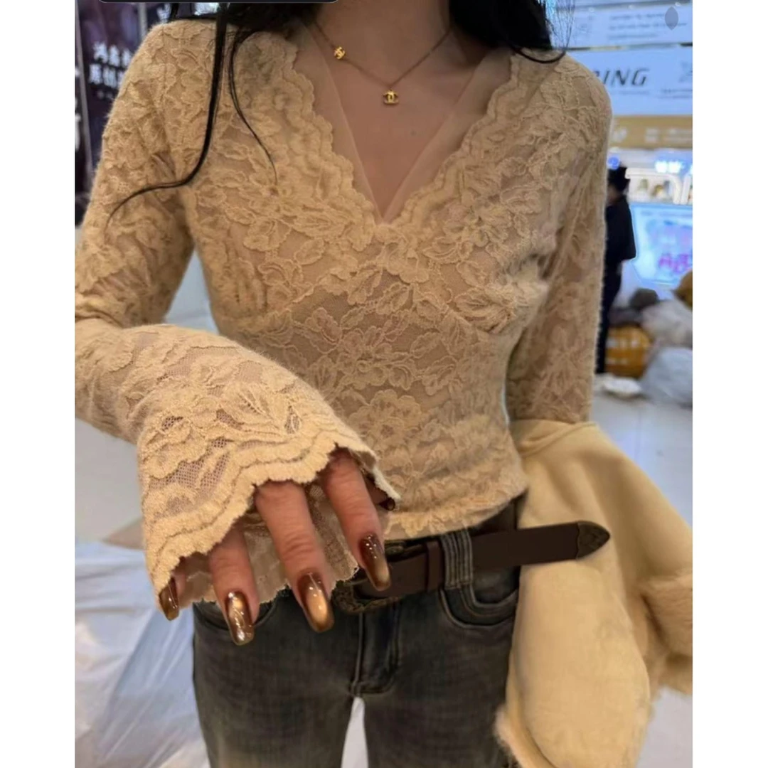 2025新款设计款修身V领性感辣妹长袖蕾丝秋冬打底衫磨毛T恤女