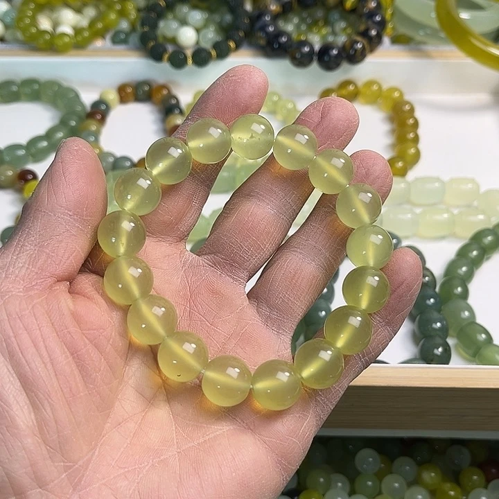 合金蛇纹石玉颈饰