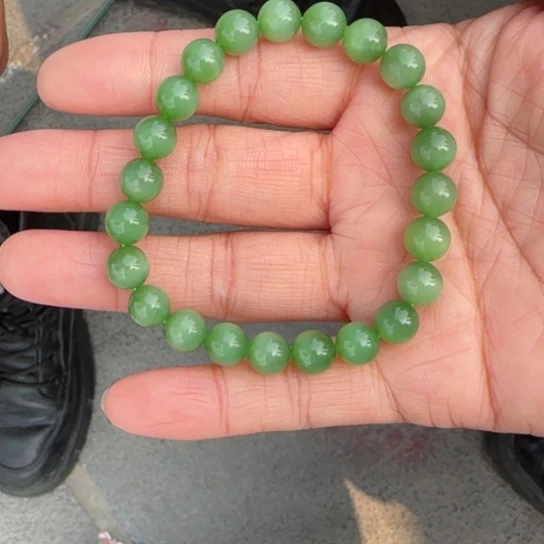 和田玉手链未镶嵌俄罗斯卡8绿猫无黑点