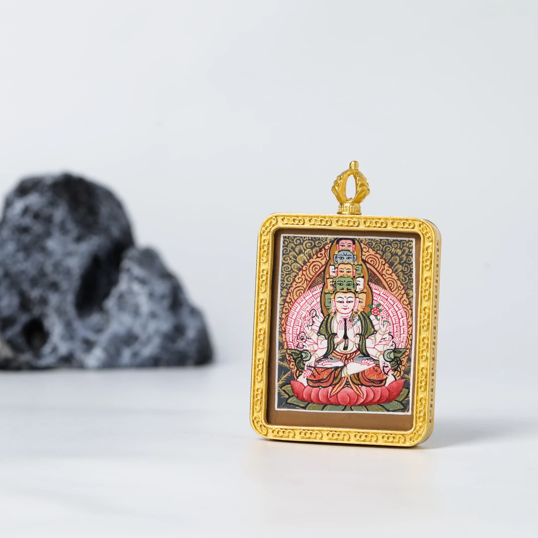 天然矿料尼泊尔画师纯手绘千手唐卡约40*63*8mm赠彩宝11231122-06