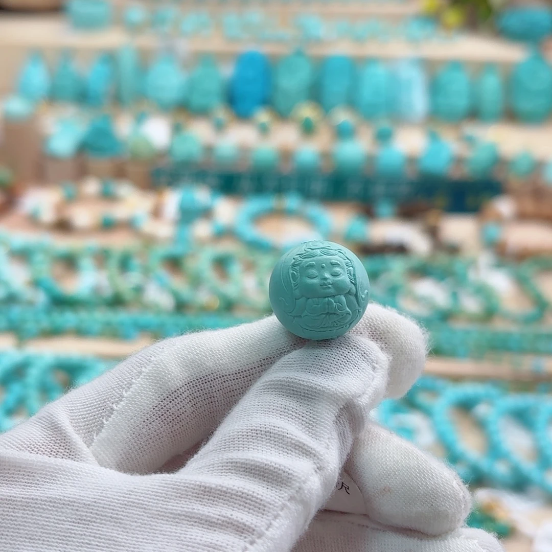 绿松石未镶嵌珠宝奇石17