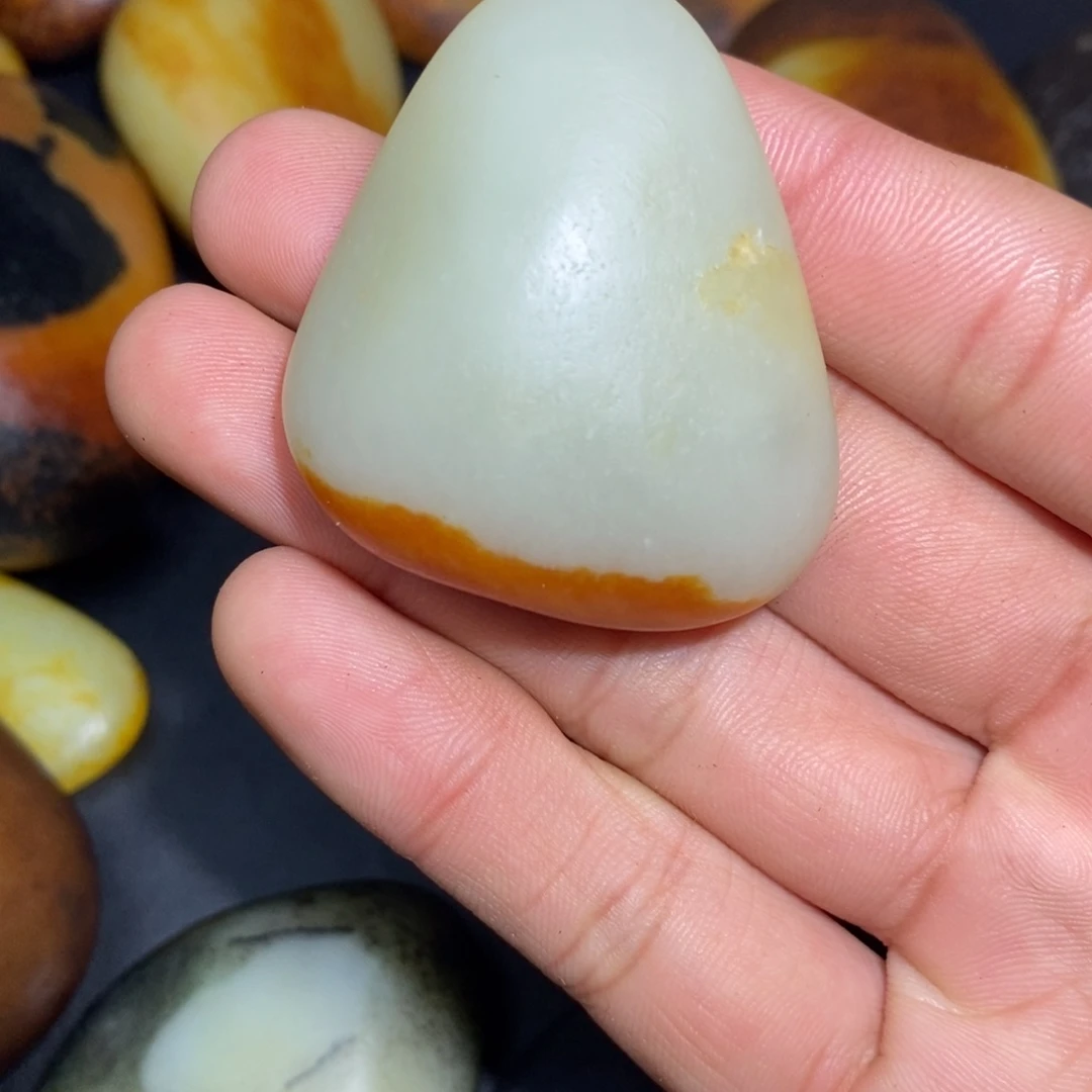 是***我和田玉未镶嵌珠宝奇石