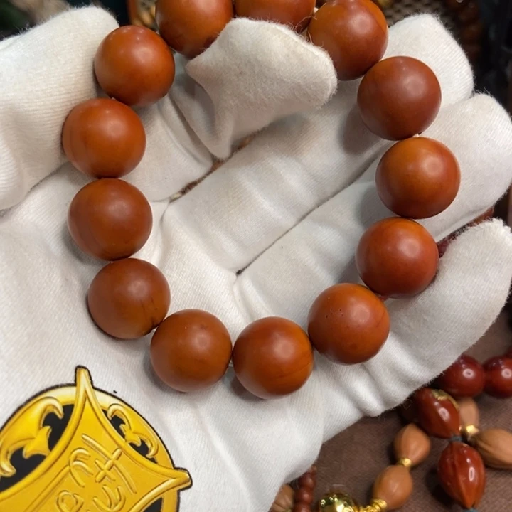 橄榄核吊坠哈哈哈