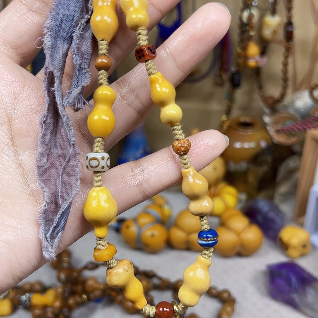 燕***蝶大叶紫檀（黑酸枝木类）