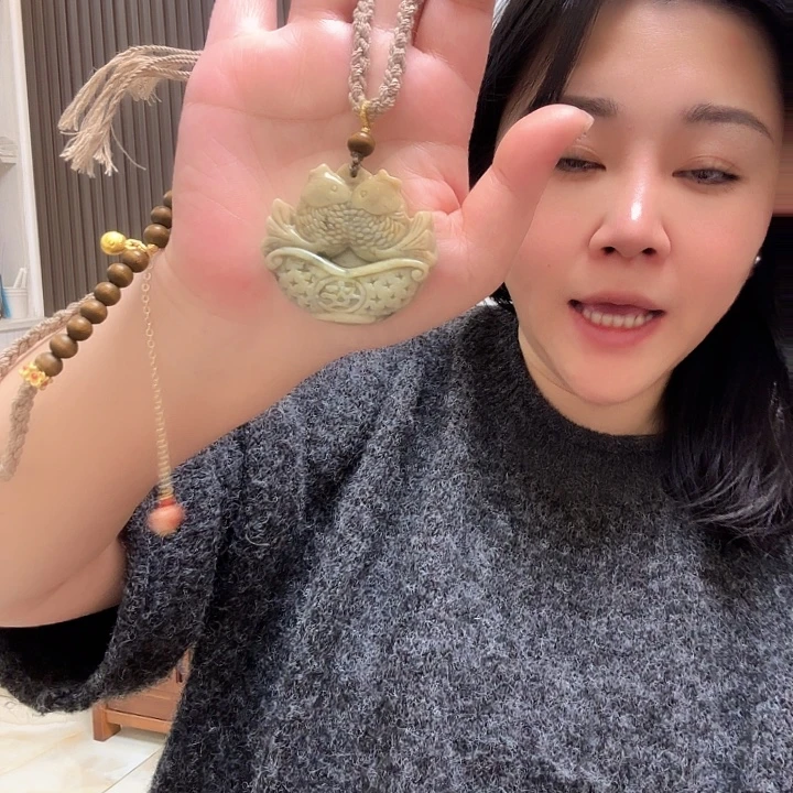 蛇纹石玉合金颈饰