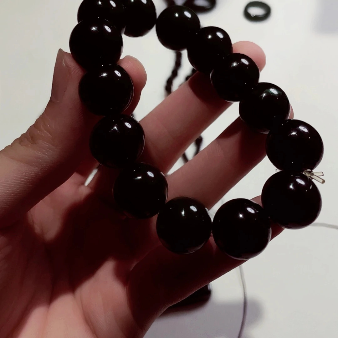 翡翠未镶嵌颈饰翡翠16