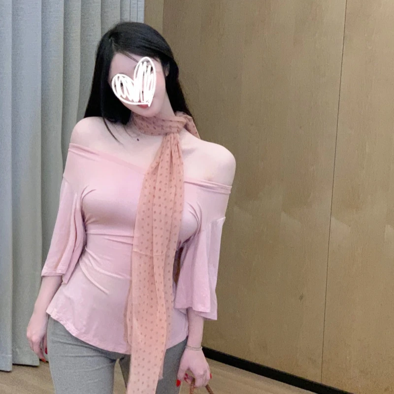 韩版一字肩露肩小众设计感2025年夏季新款纯欲收腰修身显瘦女上衣