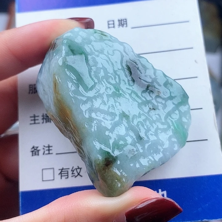 颈饰未镶嵌翡翠天然