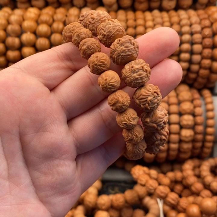 猫****微瑕泛油二等大圣，象神