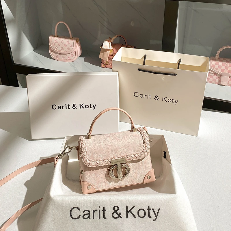 Carit Koty超火小众刺绣盒子包包女2025新款高级感撞色小方包斜挎