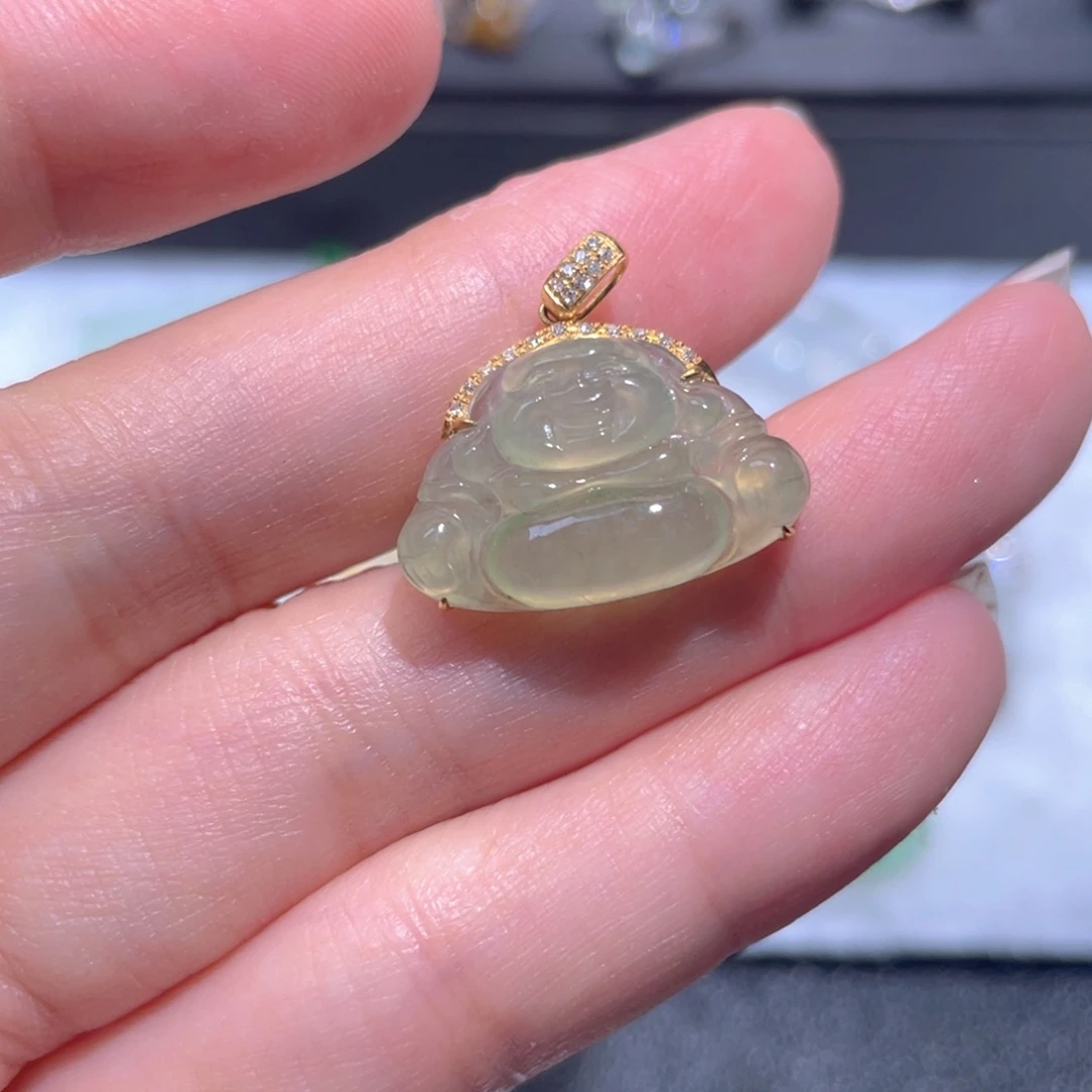 翡翠18K金镶嵌颈饰翡翠