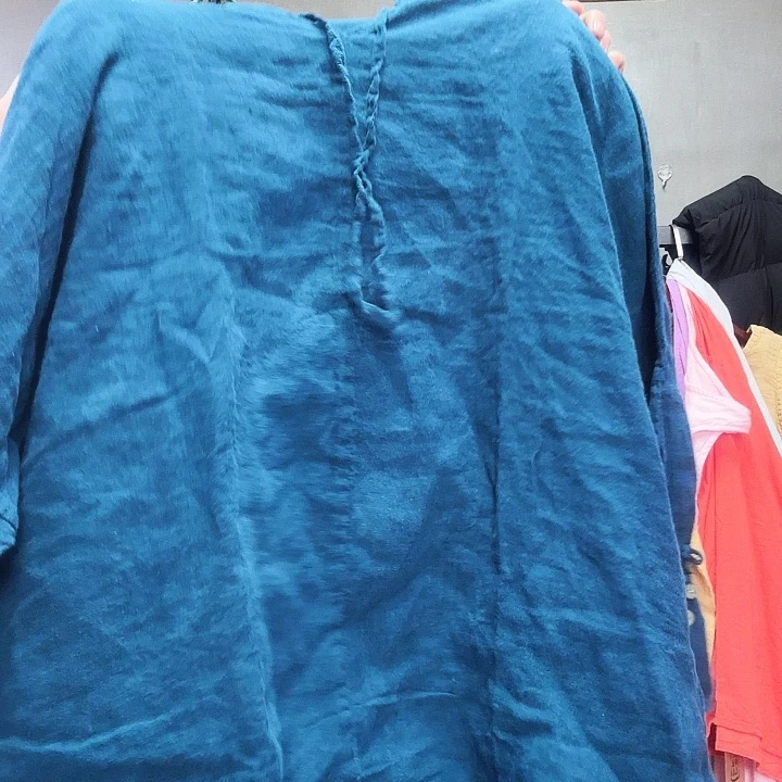 任***蓝色亚麻上衣50208瑕疵不退换