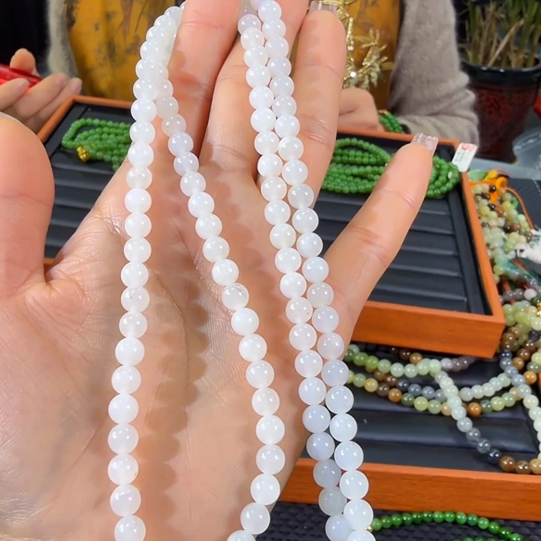 和田玉未镶嵌颈饰卡6