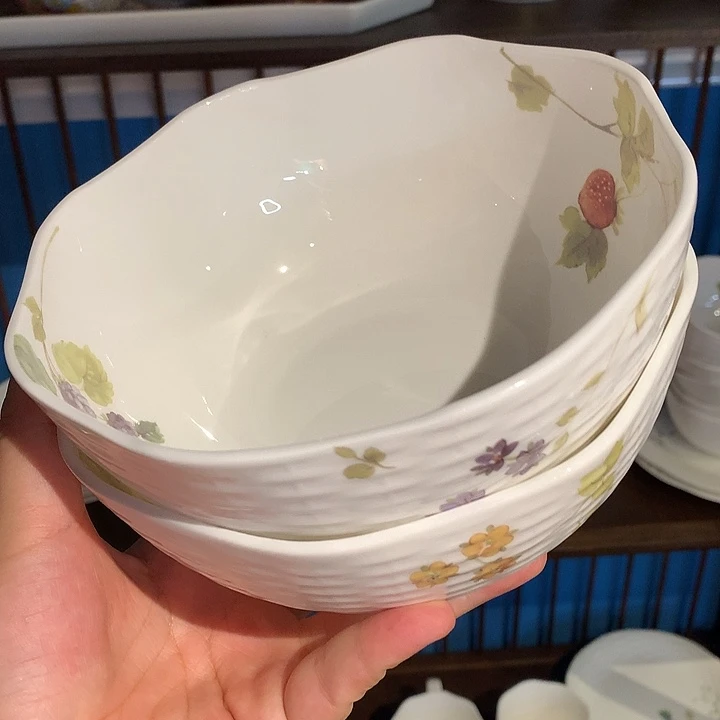 瓷片面碗两个面碗