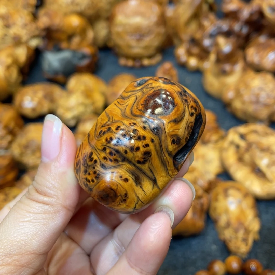 用***7柏木（崖柏）太行精品陈化黑金虎皮留疤手摆件