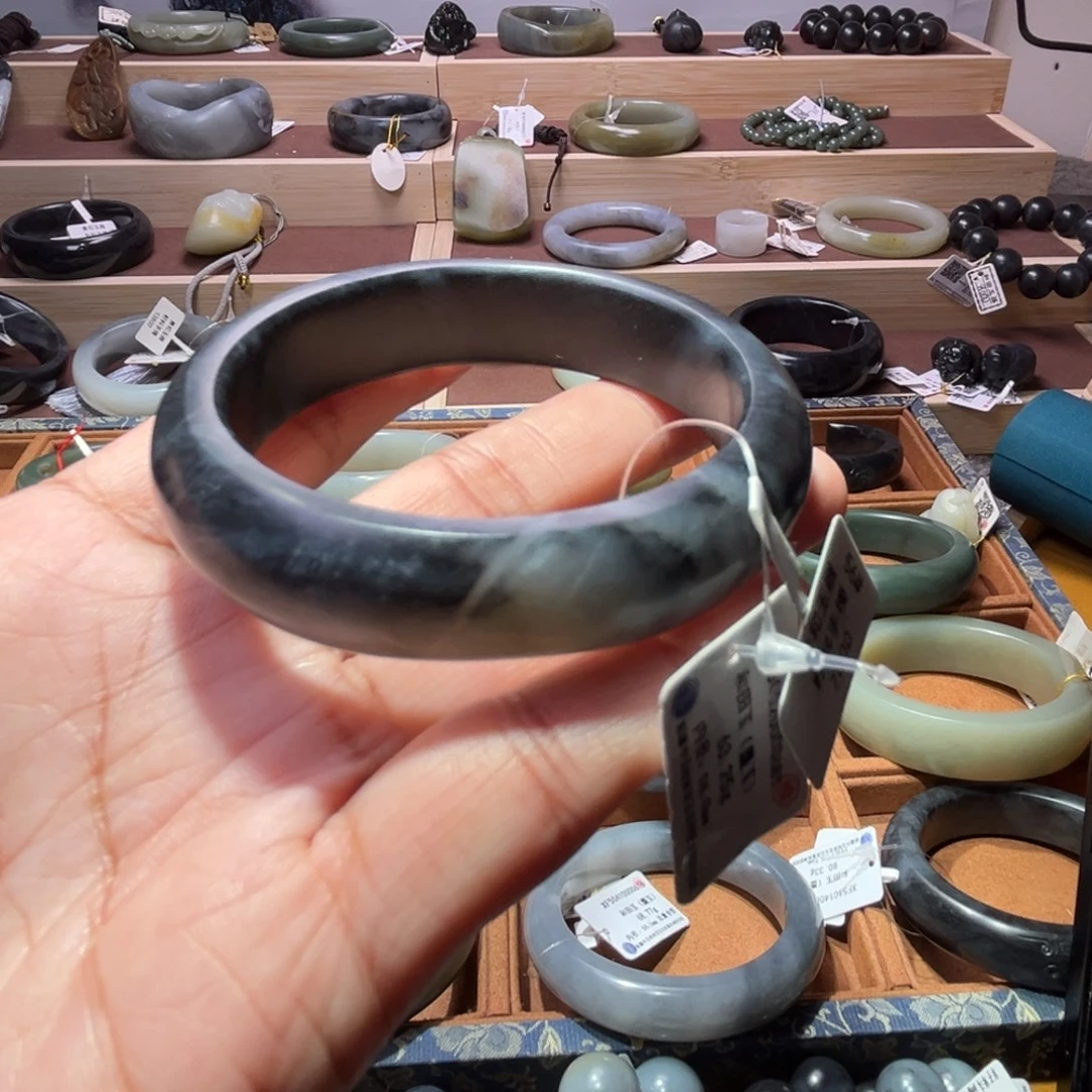 和田玉（子料）未镶嵌手镯