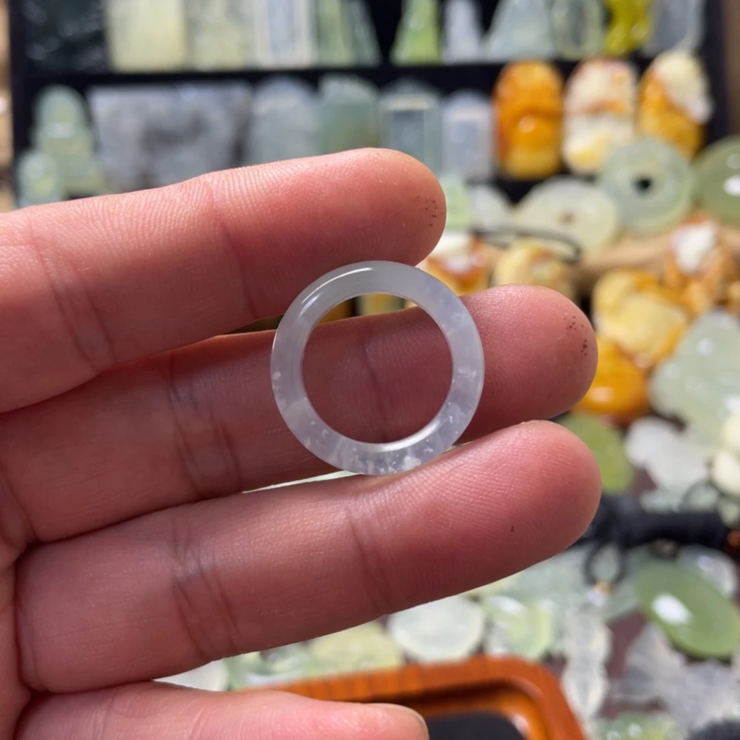 蛇纹石玉颈饰未镶嵌X****禹