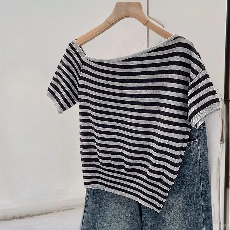 纯欲风女款条纹针织衫斜肩露肩T恤女2025黑色百搭爆款设计感上衣