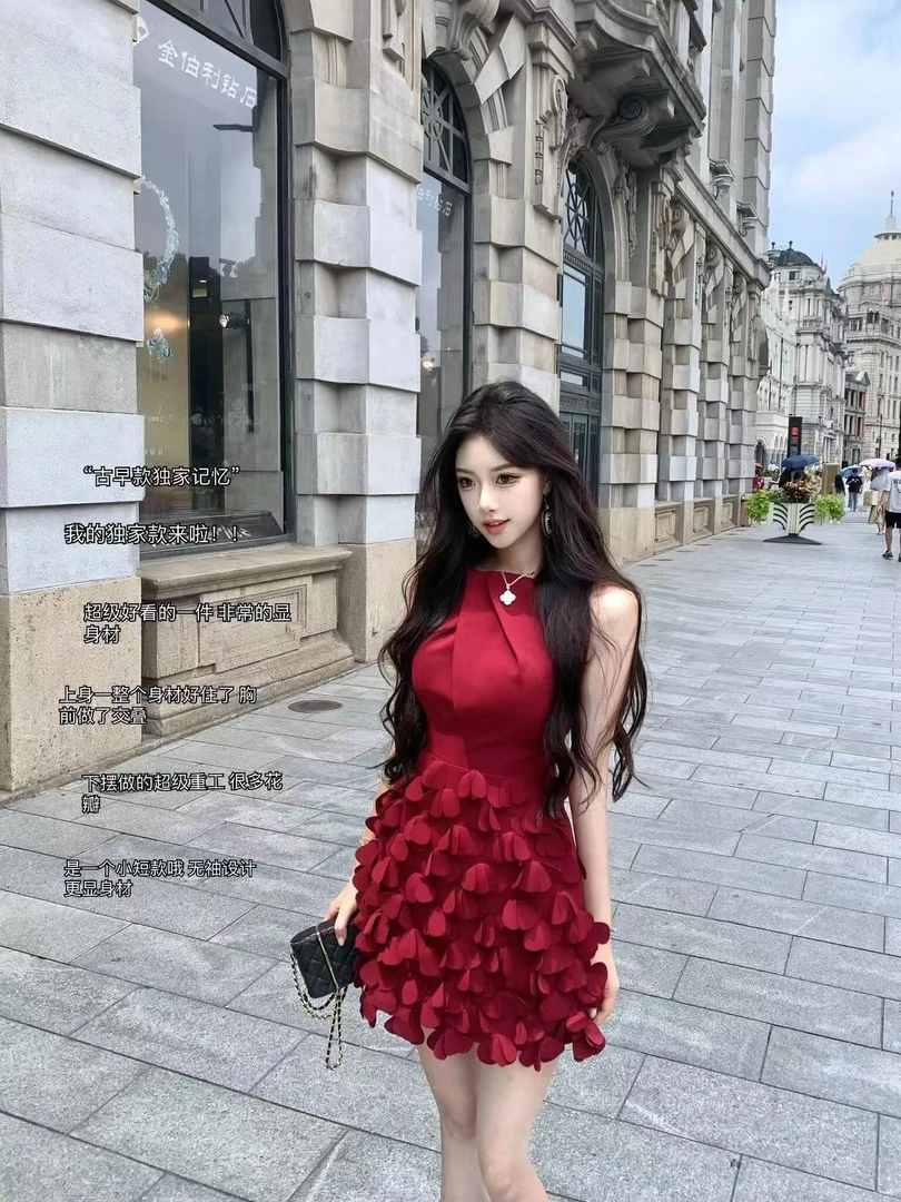 古早野玫瑰 裙2025新款高级感气质收腰无袖连衣性感辣妹显瘦短裙