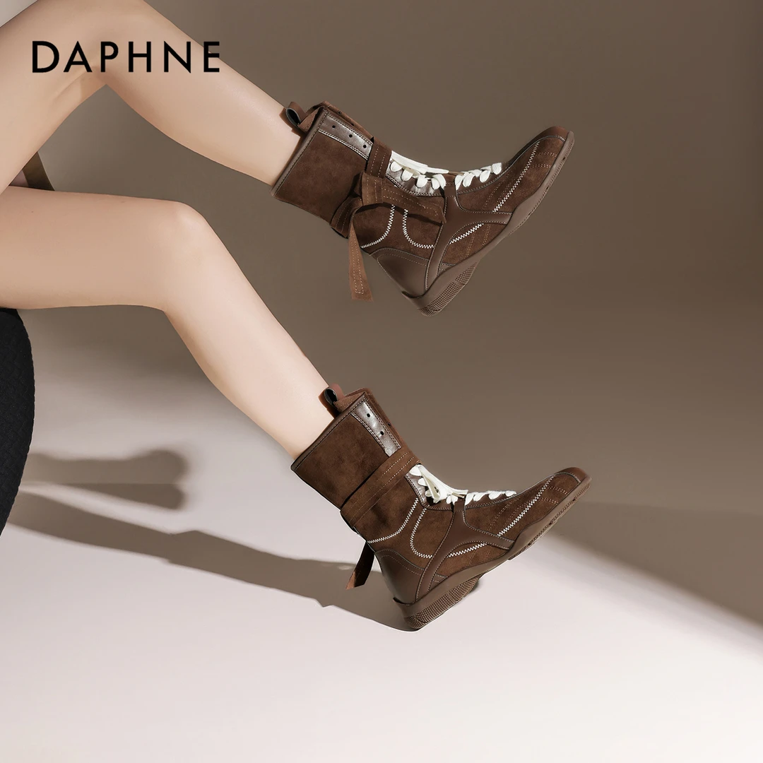 达芙妮棕色西部牛仔靴女款2025新款夏季拳击靴复古短靴美拉德靴子
