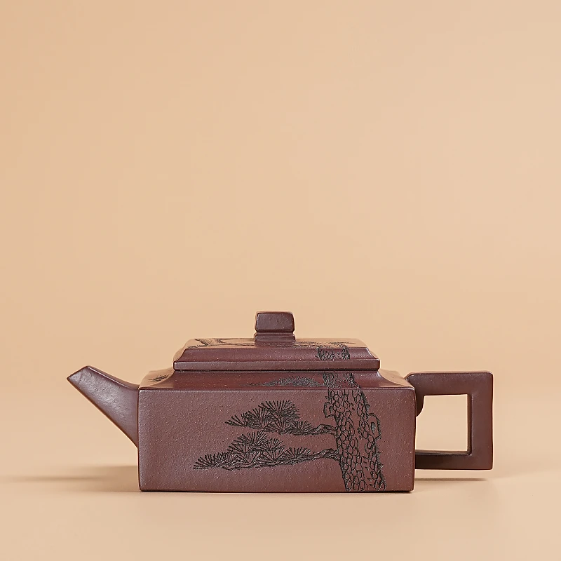 【闪购商品】通刻松针小方山逸士龙血砂紫砂壶F108