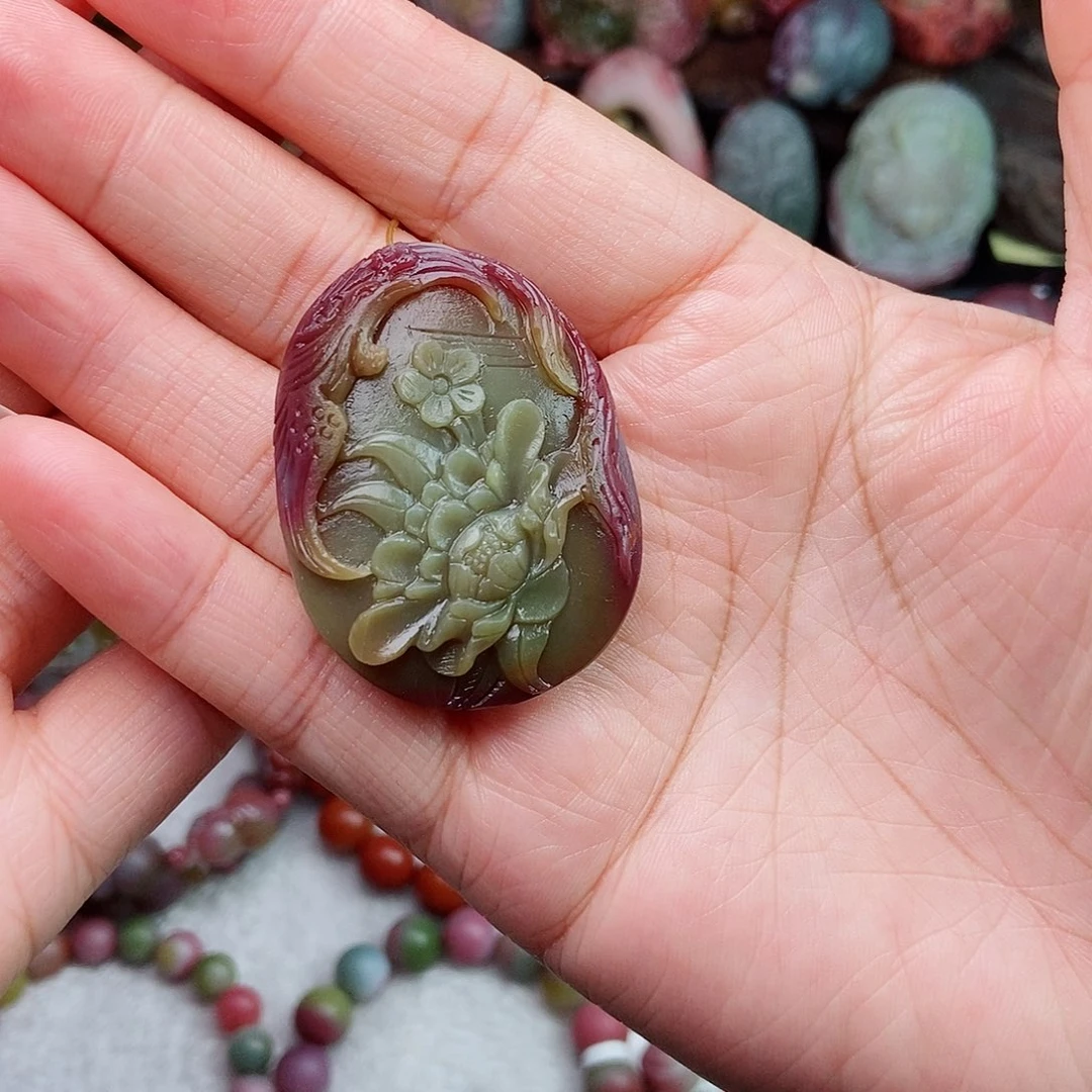 未镶嵌石英质玉（盐源）珠宝半成品