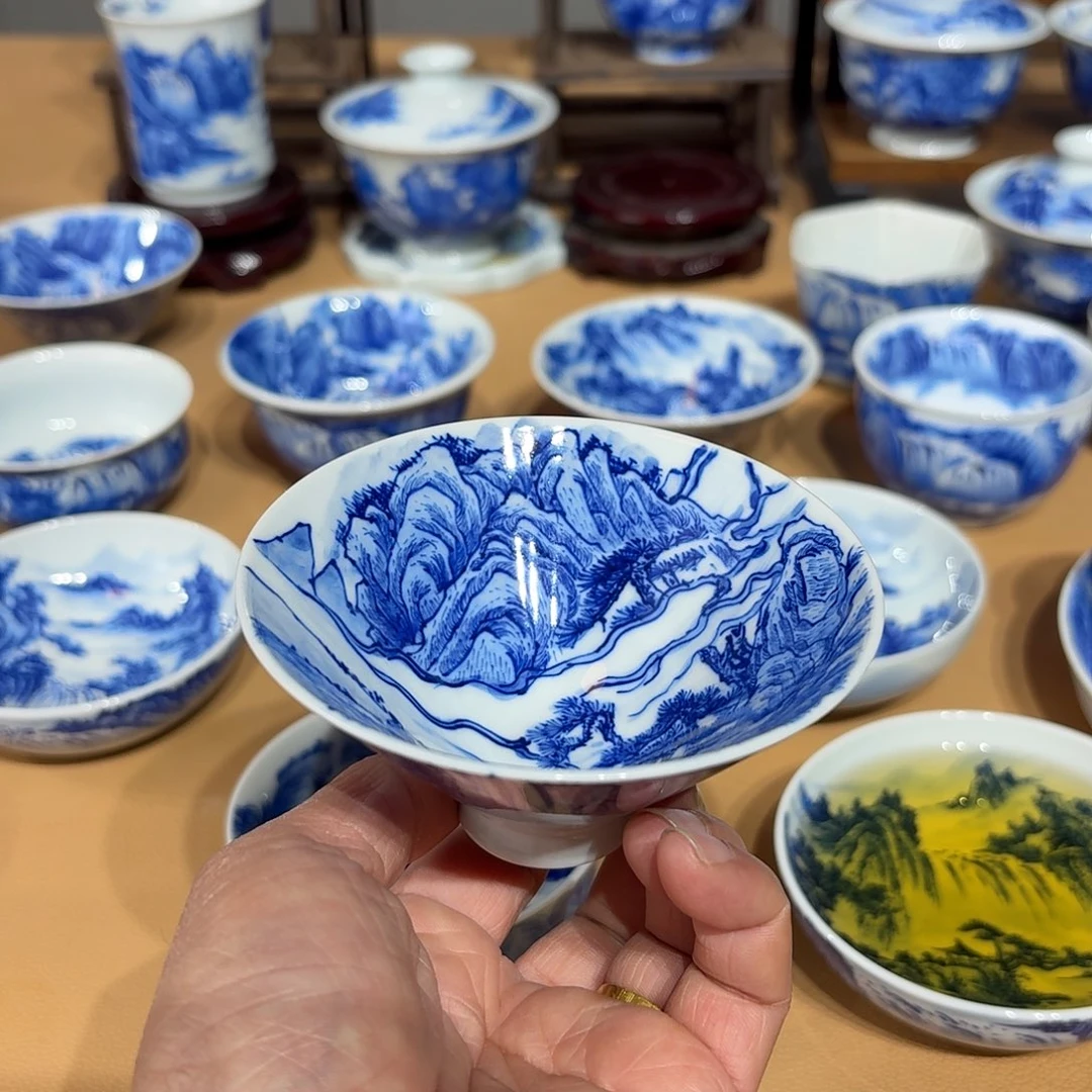 景德镇纯手绘斗立杯微瑕