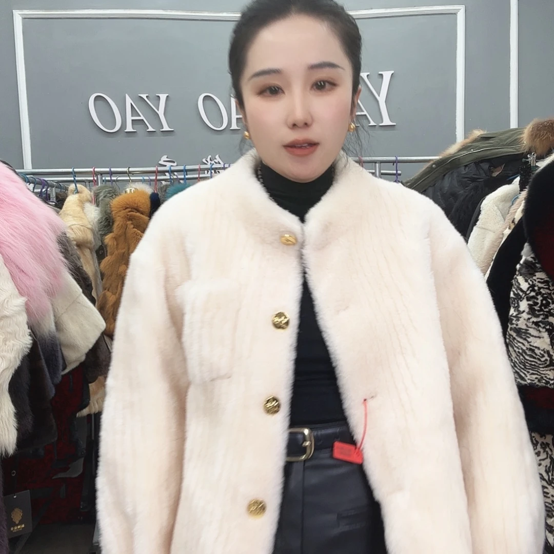 110斤姚小妖家高端皮草