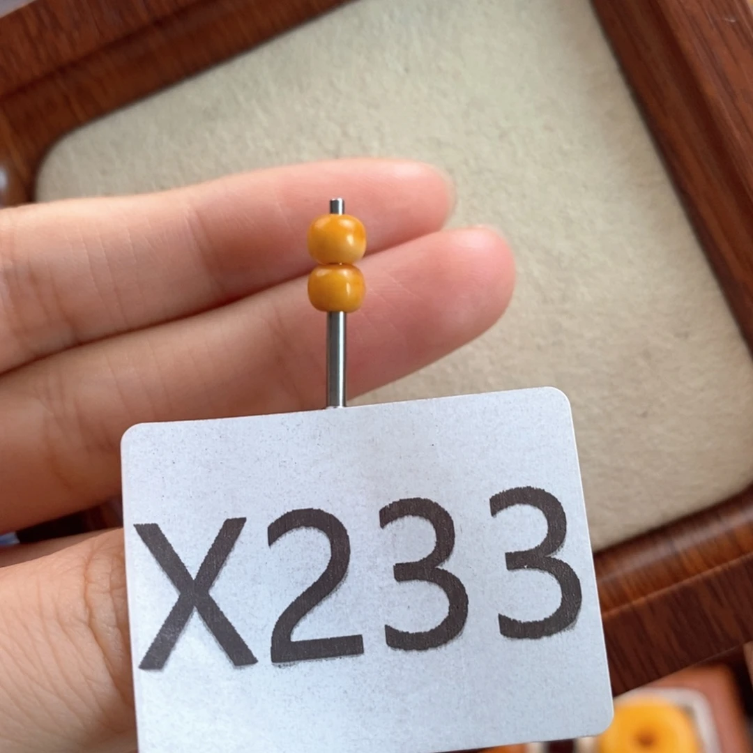 未镶嵌蜜蜡珠宝奇石