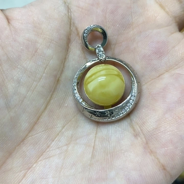 裸石蜜蜡未镶嵌吊坠