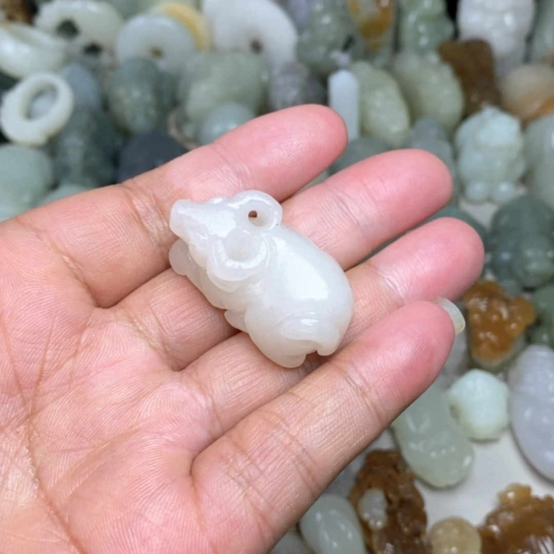 【闪购商品】未镶嵌和田玉挂件淡***福