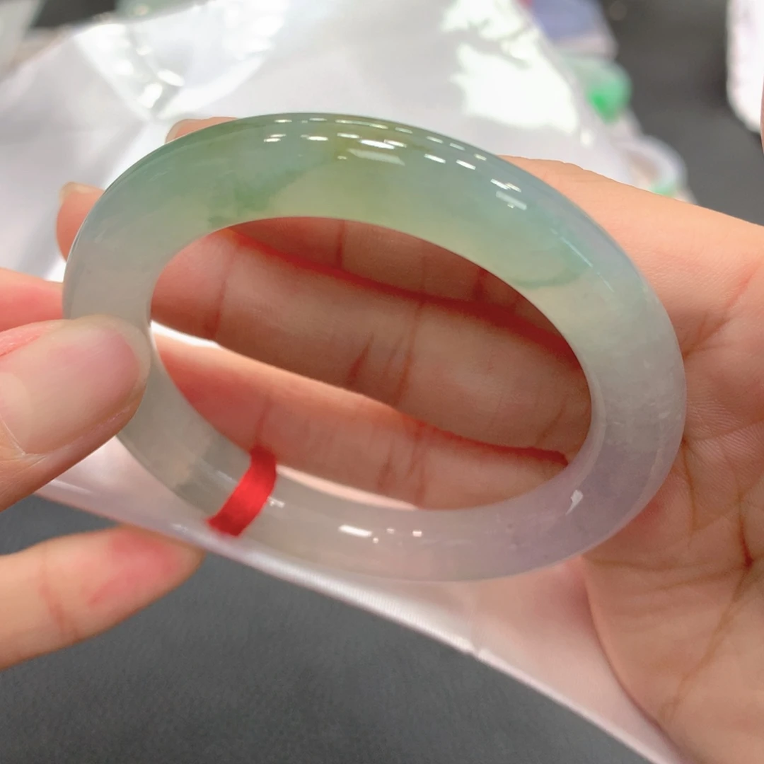 翡翠未镶嵌手镯8号