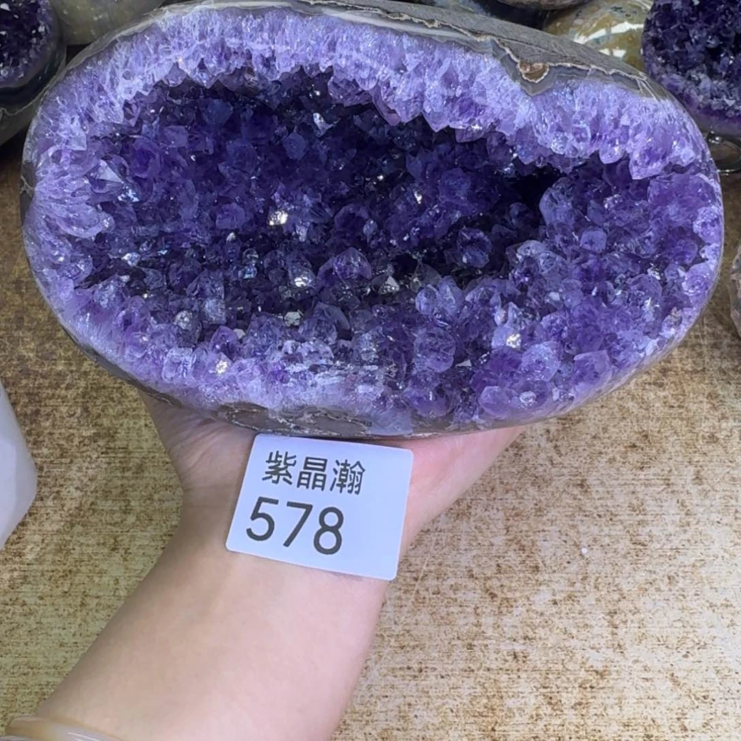 未镶嵌水晶大型摆件（非配饰）