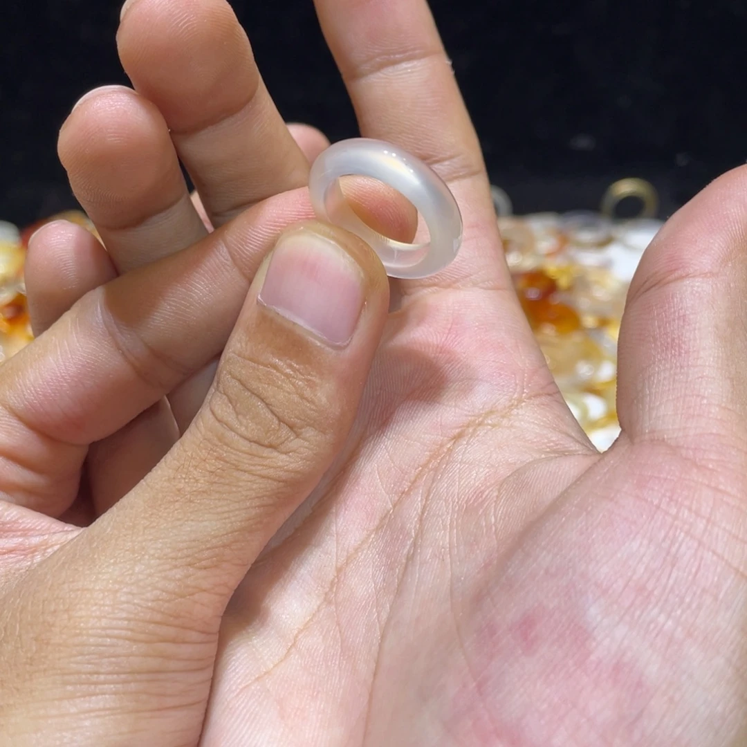 玛瑙/玉髓未镶嵌戒指60号港11 默认瑕疵