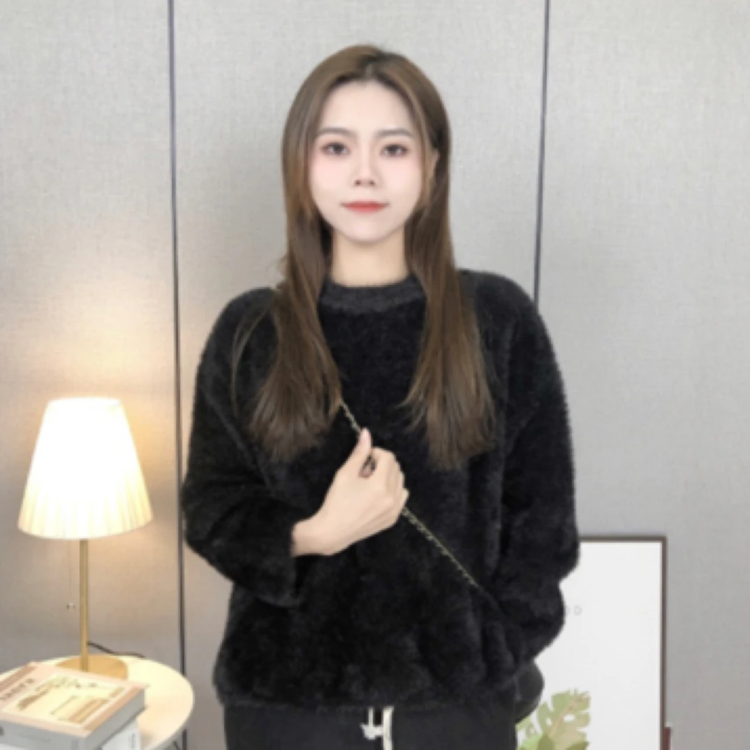 慵懒风仿水貂绒白色毛衣女秋冬奶呼呼软糯高级感超好看套头厚上衣