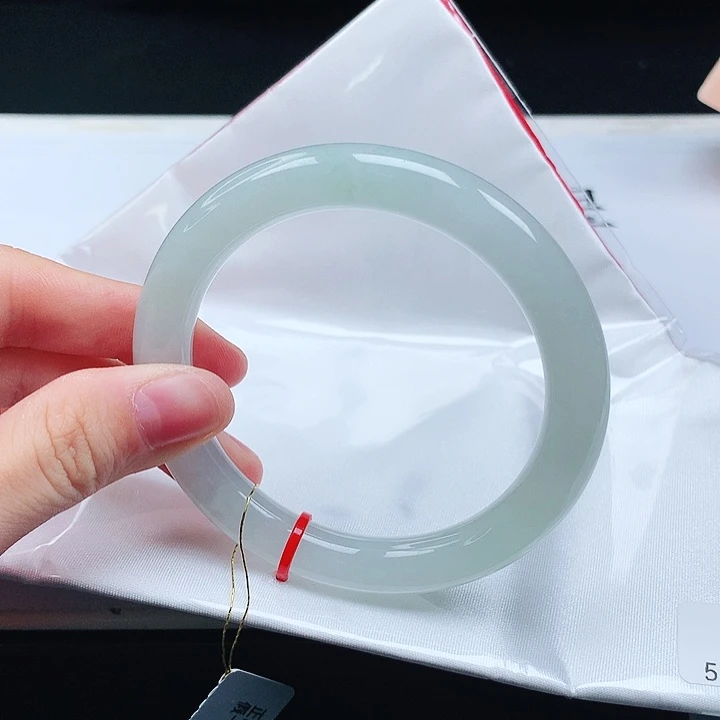 翡翠手镯（圆镯）未镶嵌缅甸天然a货手镯55