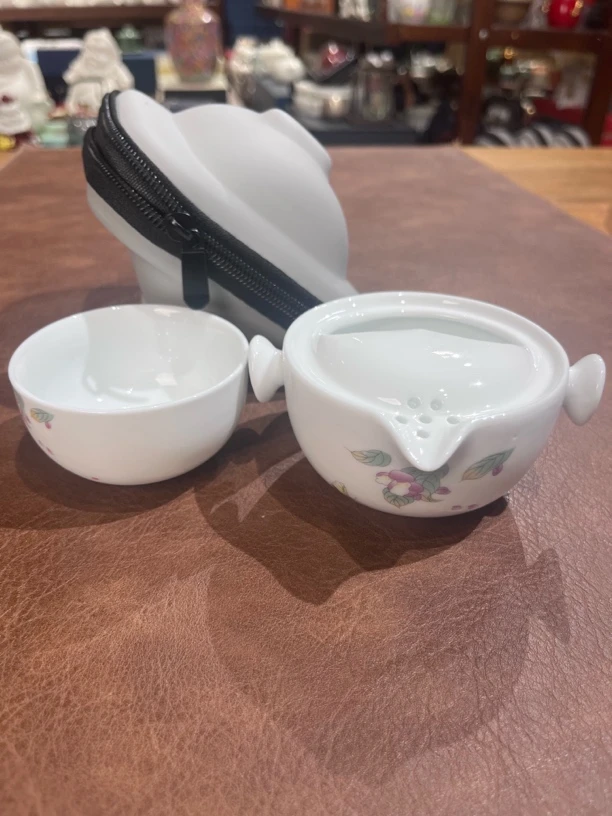 102蝶恋花一壶一杯旅行茶具