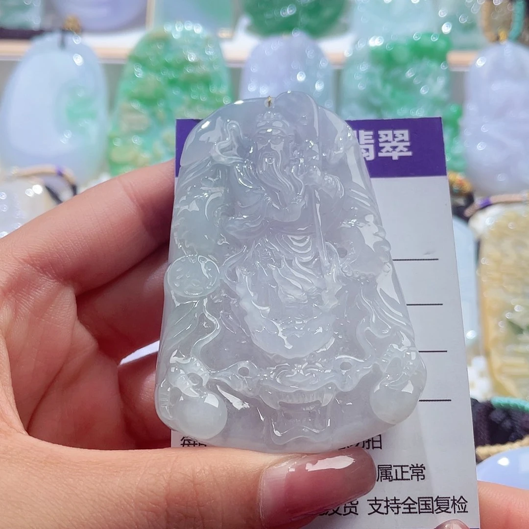 颈饰未镶嵌翡翠关公