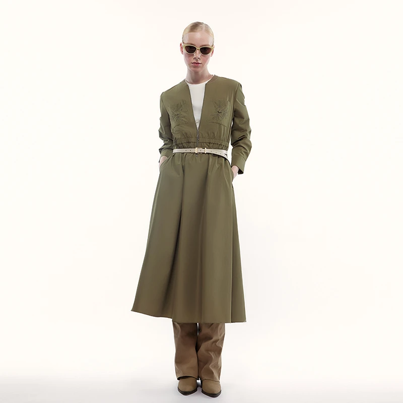 Eachway/艺之卉25春设计师款渌波色复古长裙收腰连衣裙EV11L04548