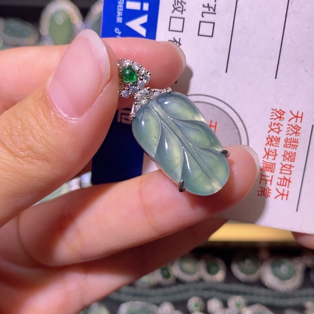 翡翠未镶嵌颈饰天然