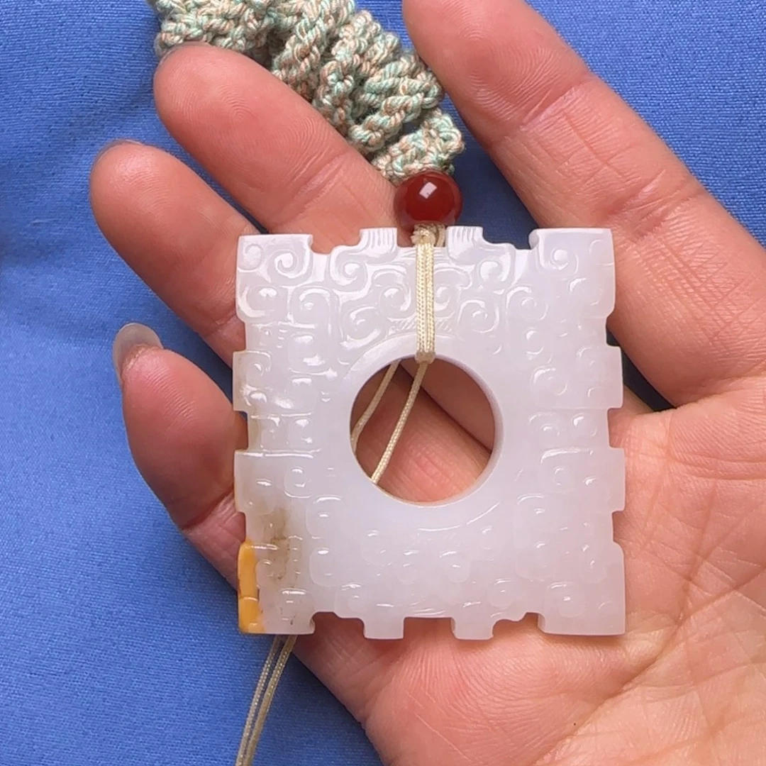 和田玉颈饰未镶嵌润*