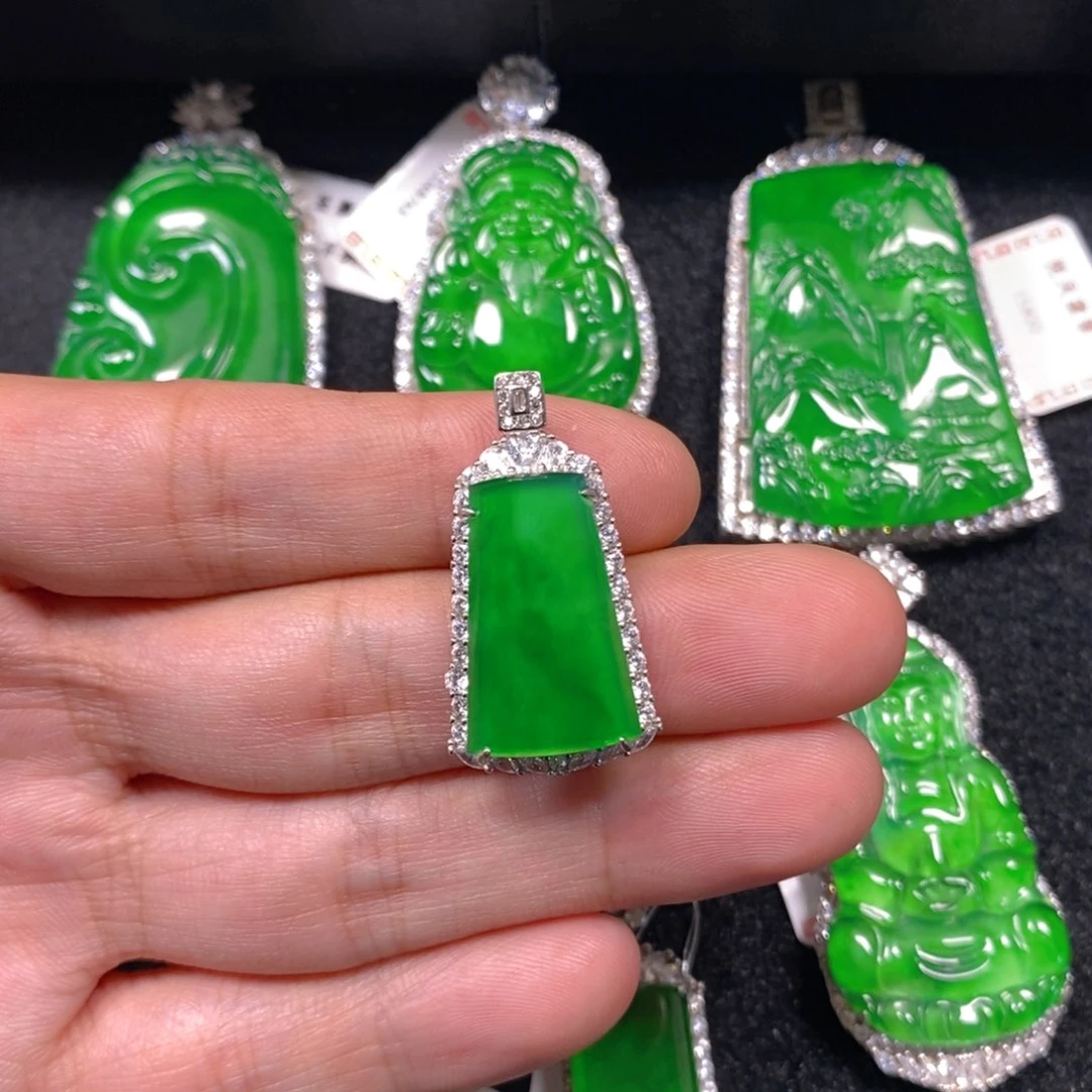 颈饰银S925镶嵌翡翠无事牌吊坠