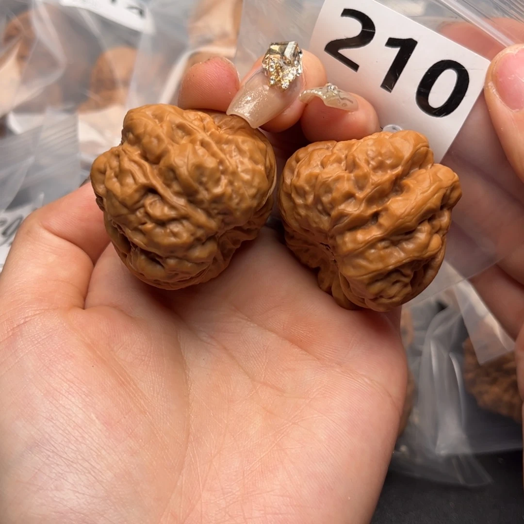 文玩核桃把件今****蛤蟆