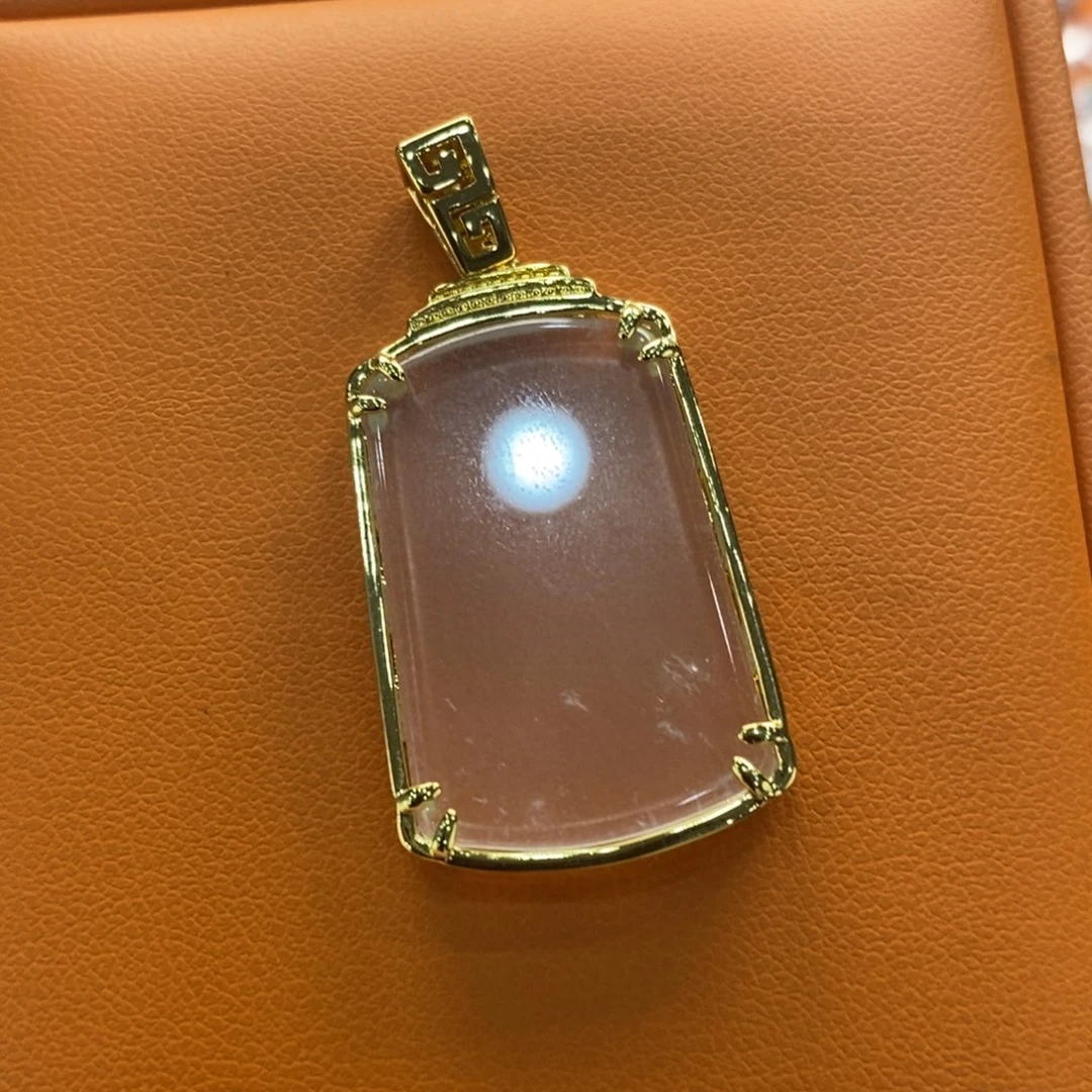 石英质玉吊坠(不含链)合金