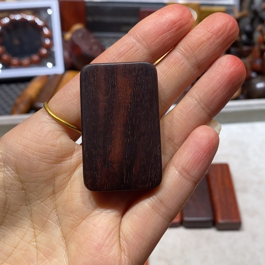 檀香紫檀（小叶紫檀）K***陆